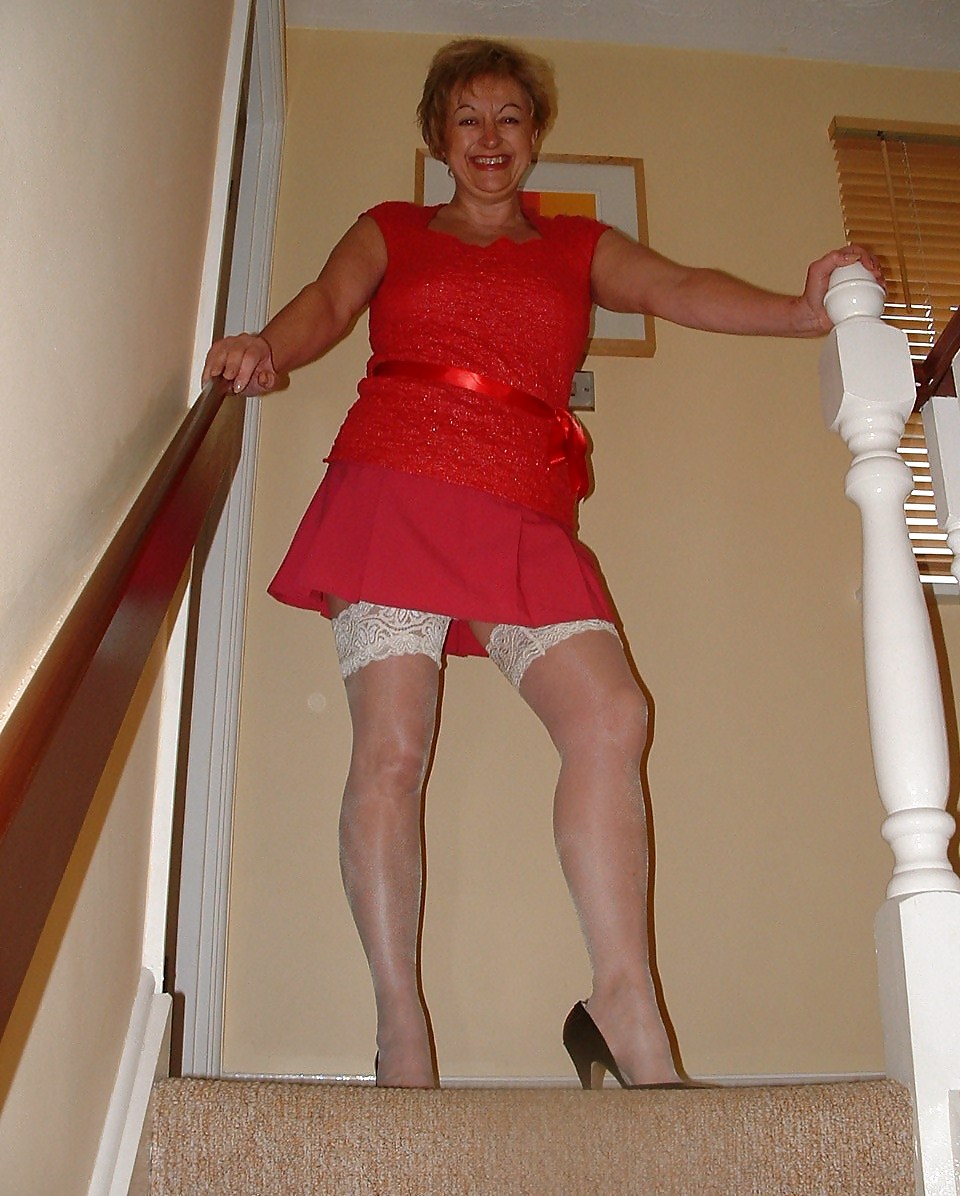 hotlegs-chubby mature7-14 pict gal