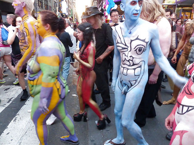 I  LOVE NEW YORK  PART 2 !!  Body Painting in Times Square pict gal