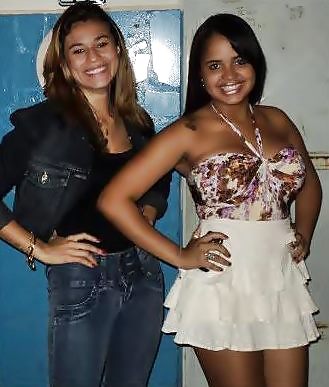 Tayna Souza pict gal