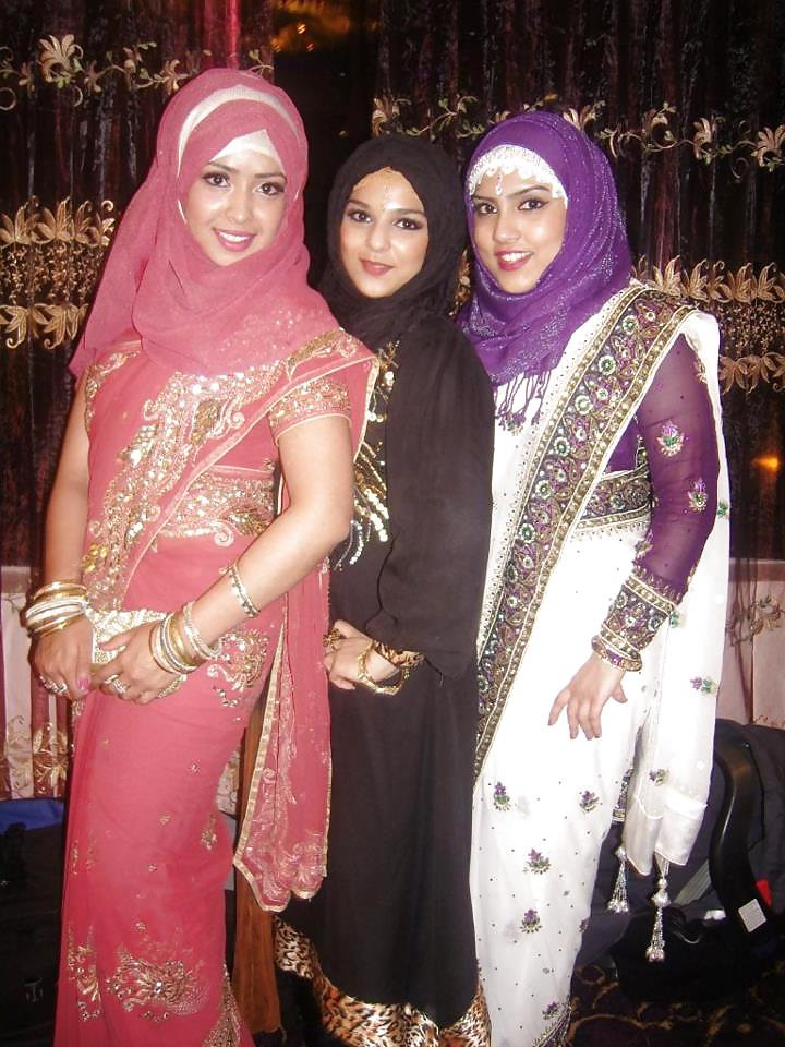 Mixed Hijabi Hot Cunts pict gal