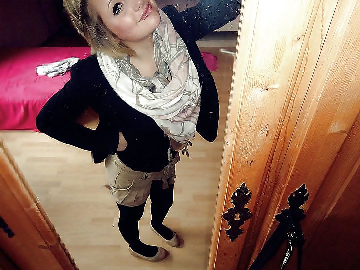 Ich das brave Maedchen pict gal