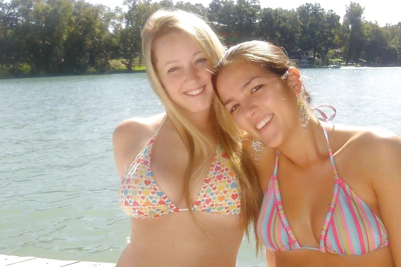 BIKINIS 7 pict gal