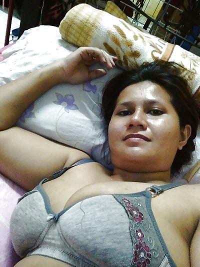 Favourite Malay milf 82 pict gal