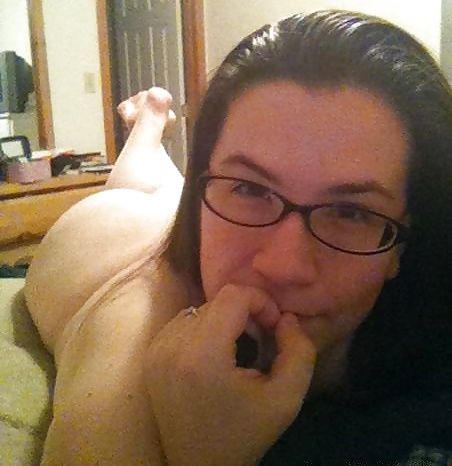 Stephanie 5'3''. 130 lbs. 34C pict gal