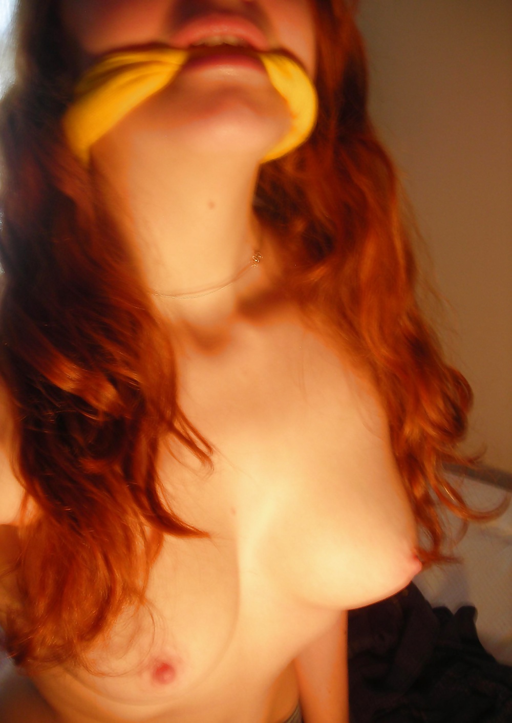 Hot redhead show her body pict gal