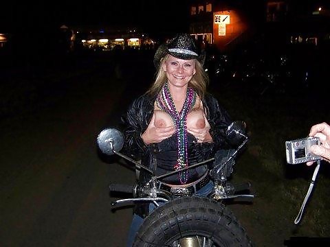 Biker Sluts pict gal