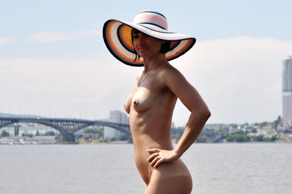  sexwife marisha nude on the beach - 29 Pics 