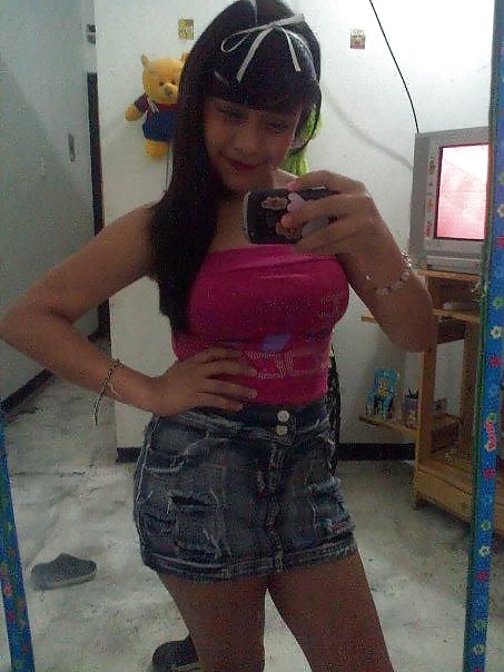 ARGENTEENY BUSTY SLUTS pict gal