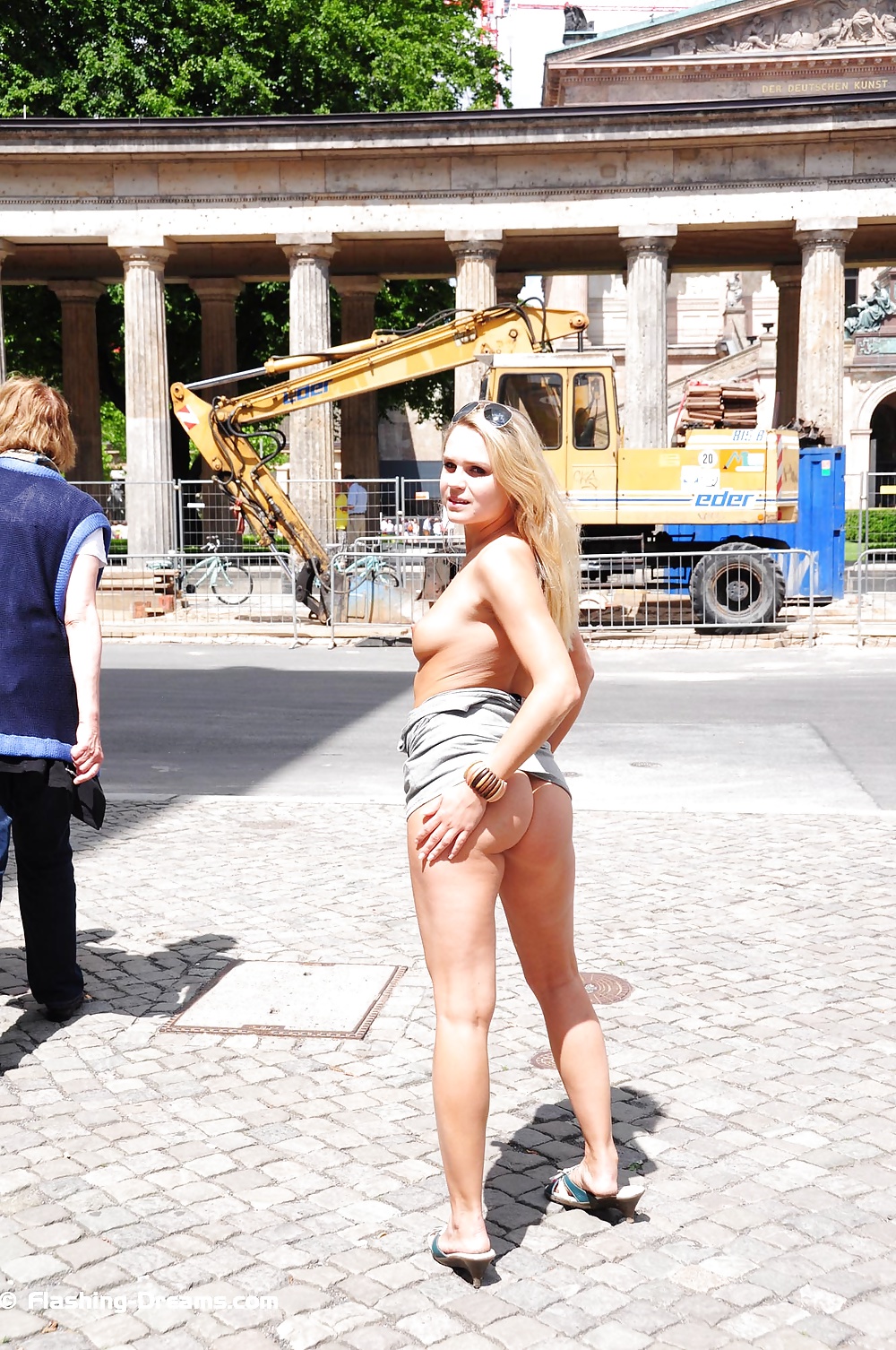 Public Nude In Berlin 1 pict gal