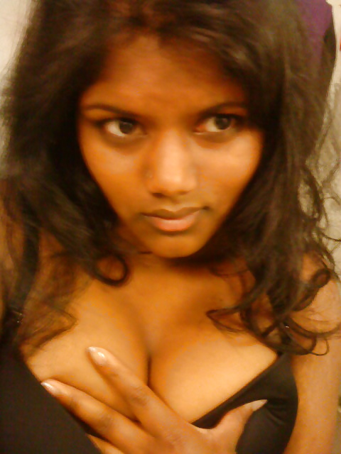 Busty indian teen selfshots pict gal