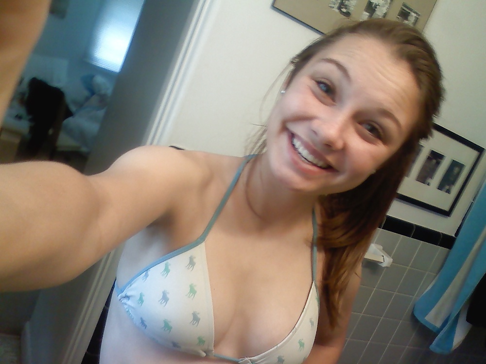 Silly Gorgeous Selfshot Teen pict gal