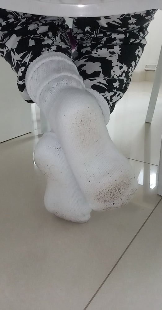 Dirty slouch socks soles - 2 Photos 