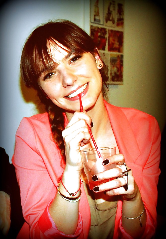 Louise la petite salope pict gal