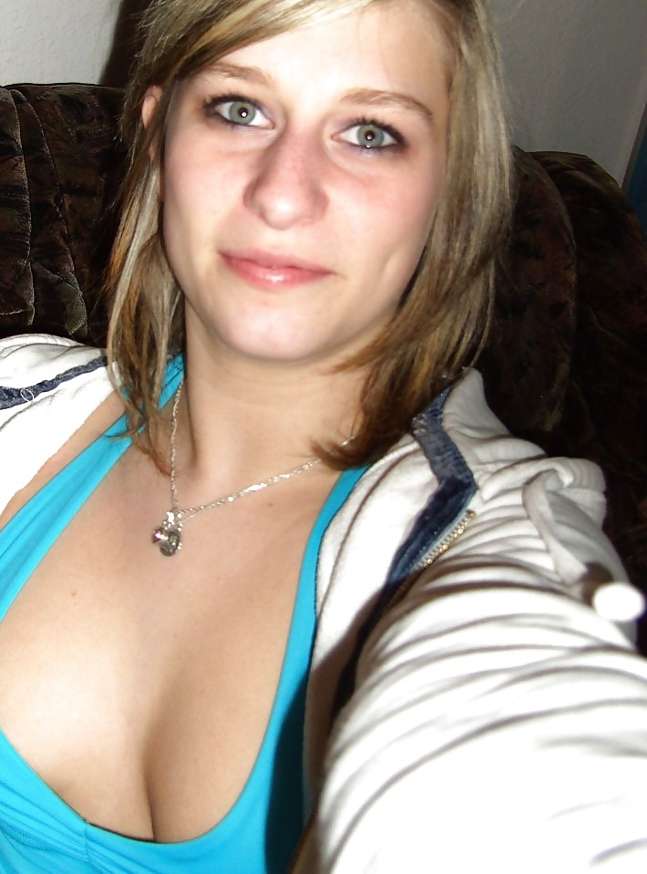 Local Amateur Girl pict gal