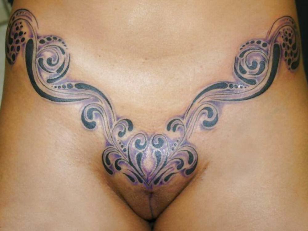 tattooed pussy pict gal