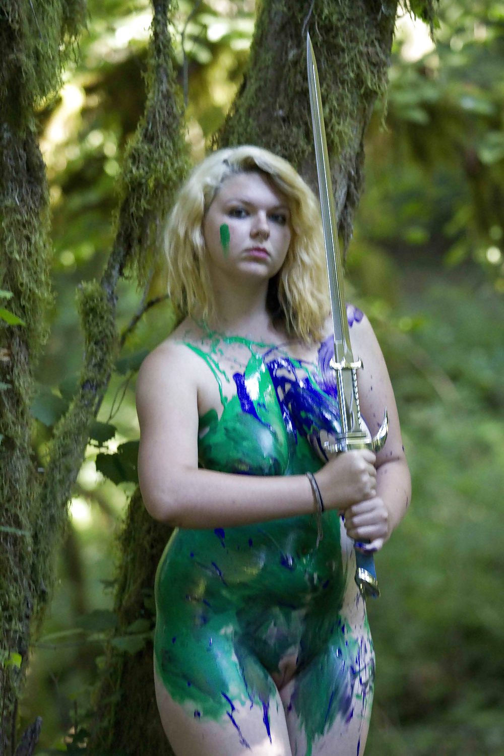 Girl talked into stripping for (art) pict gal