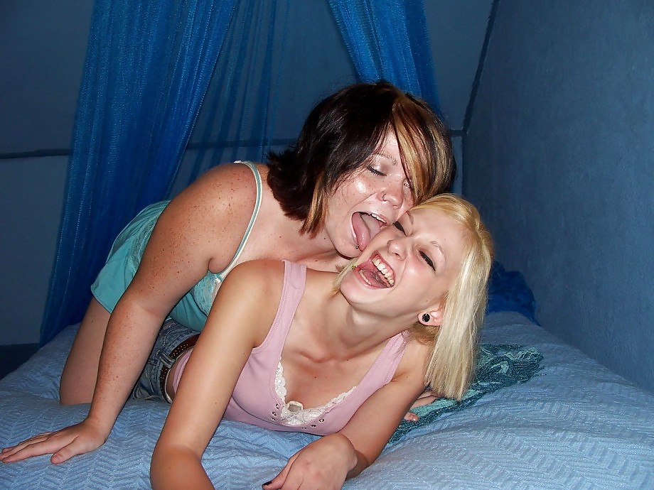two teen lesbians pict gal
