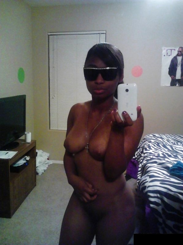 Self Shots Ebony Teens pict gal