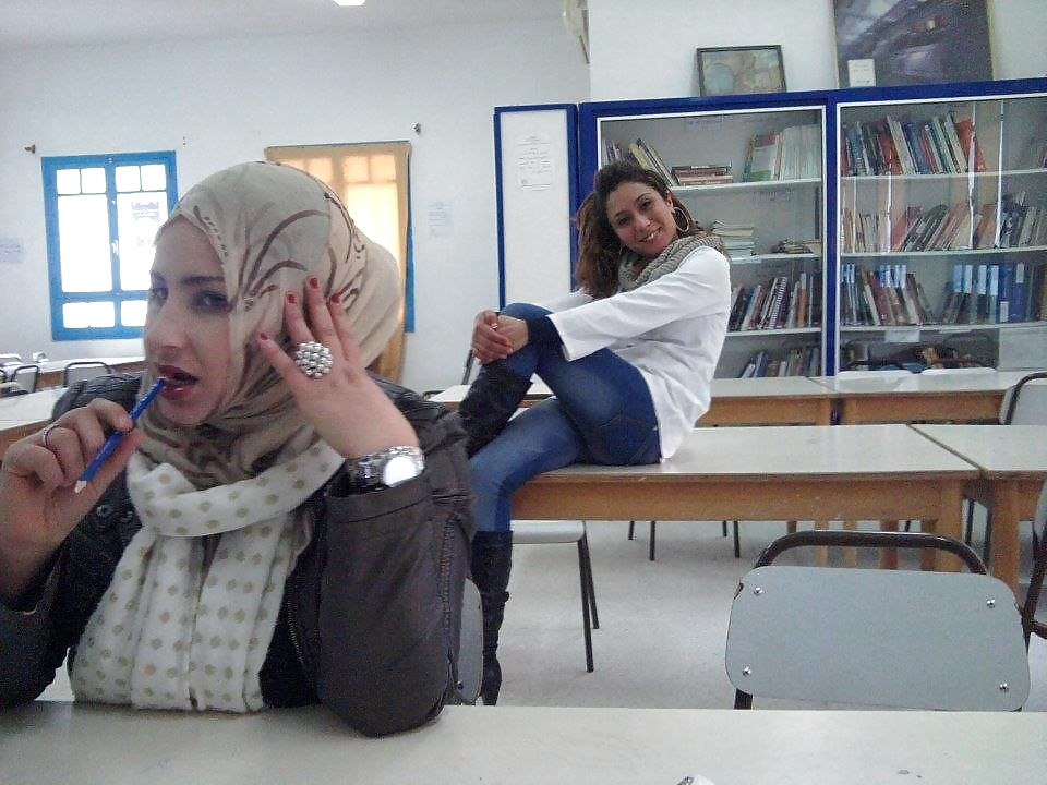 Hot Indian, Arab and others pict gal