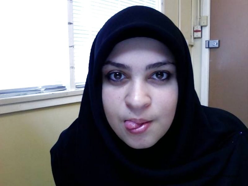 Muslim Girl Boobs