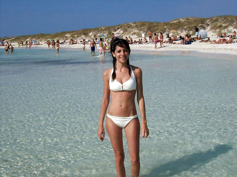 Amateur Teens on the Beach pict gal