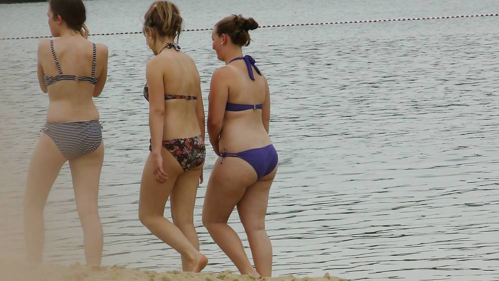 Visit to Cuba - Beach women pict gal