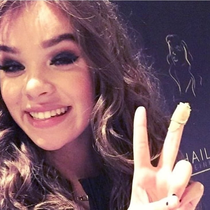 Hailee Steinfeld Cum Goddess 244 Pics 2 Xhamster 