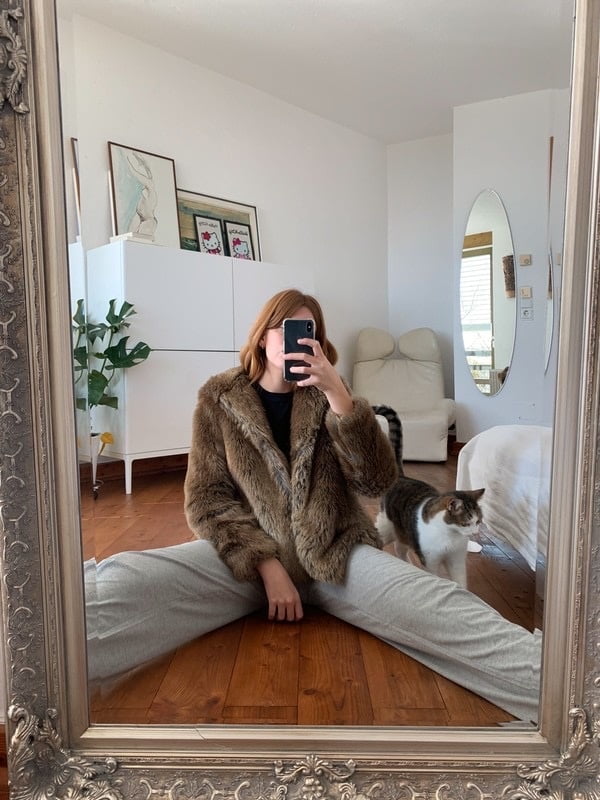 Fur and Fake Fur cum Girls of the week- 80 Photos 