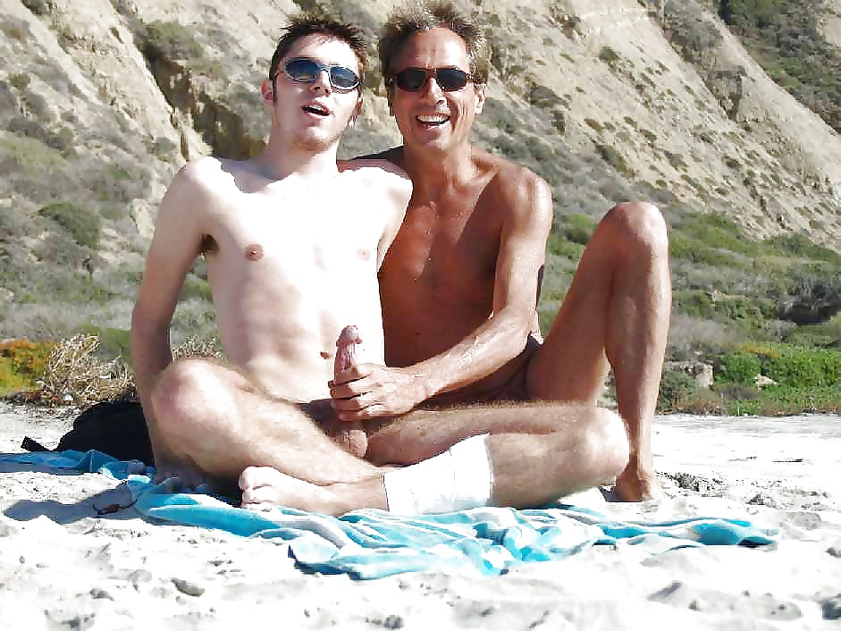 Can someone give me a Helping hand with this :) (gay) pict gal