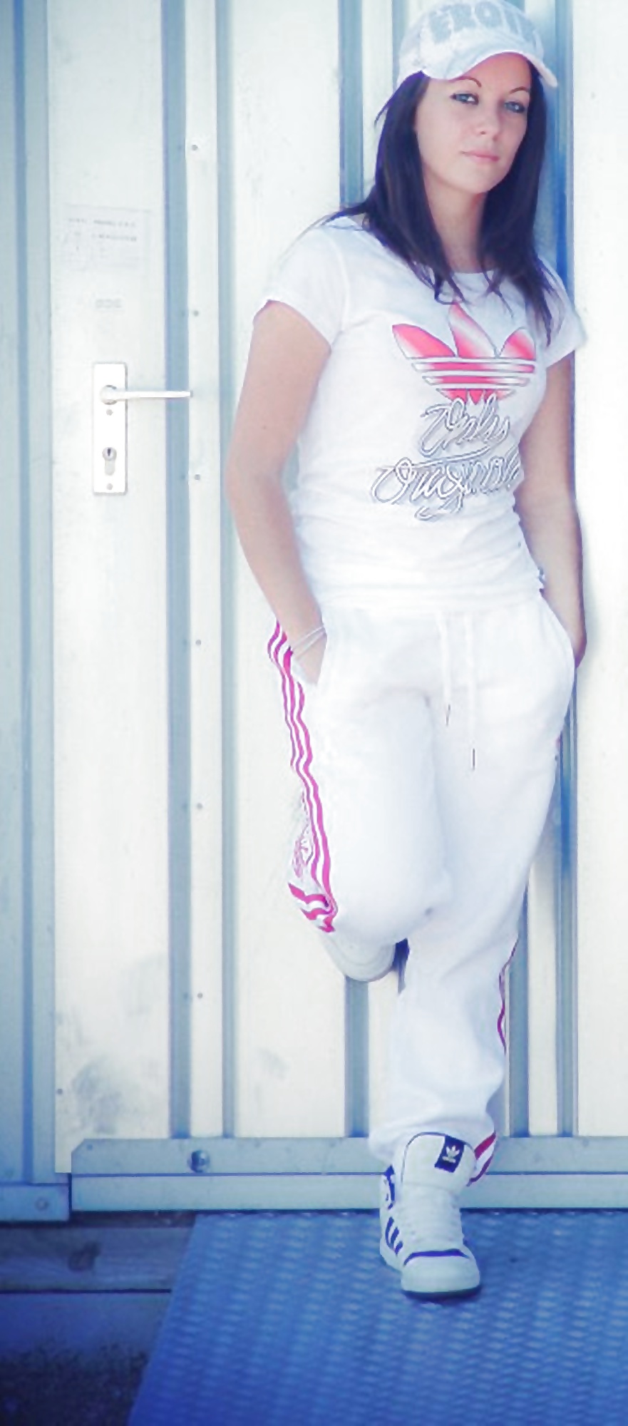 LIZA DE VERSAILLES 21ANS pict gal