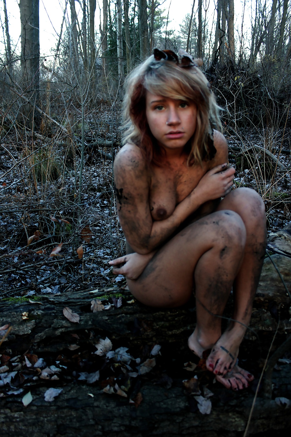 Young homeless girls nude — pic 5