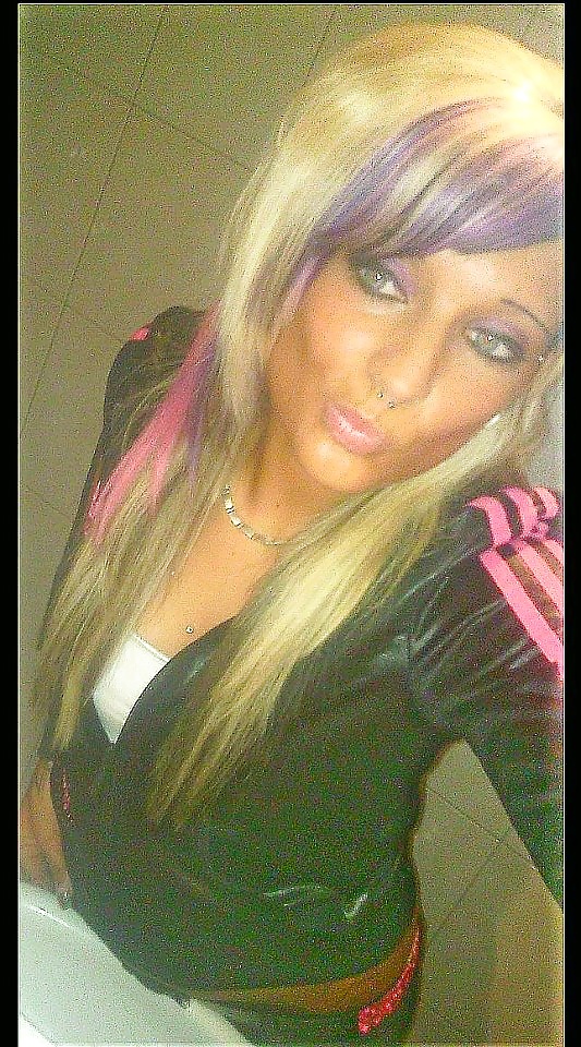 German Facebook chavs slags pict gal