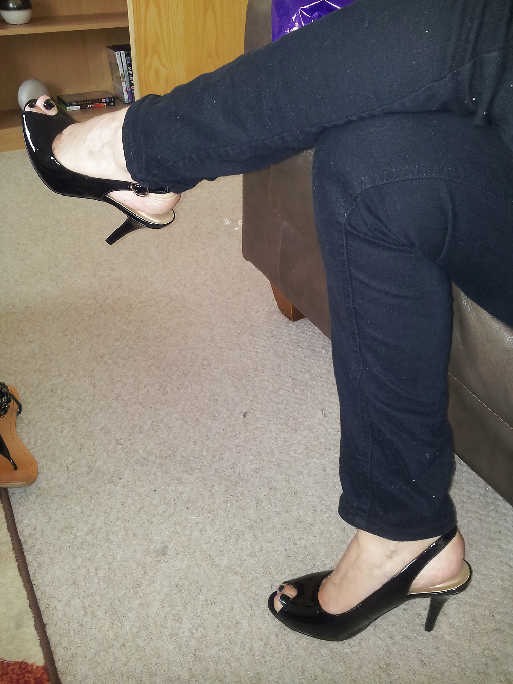 my sexy new peep toe shoes off my man pict gal