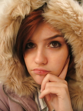 if she's here, it's fake 52 pict gal