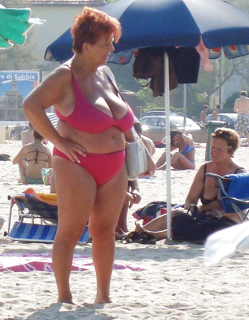 granny bbw beach 3 pict gal