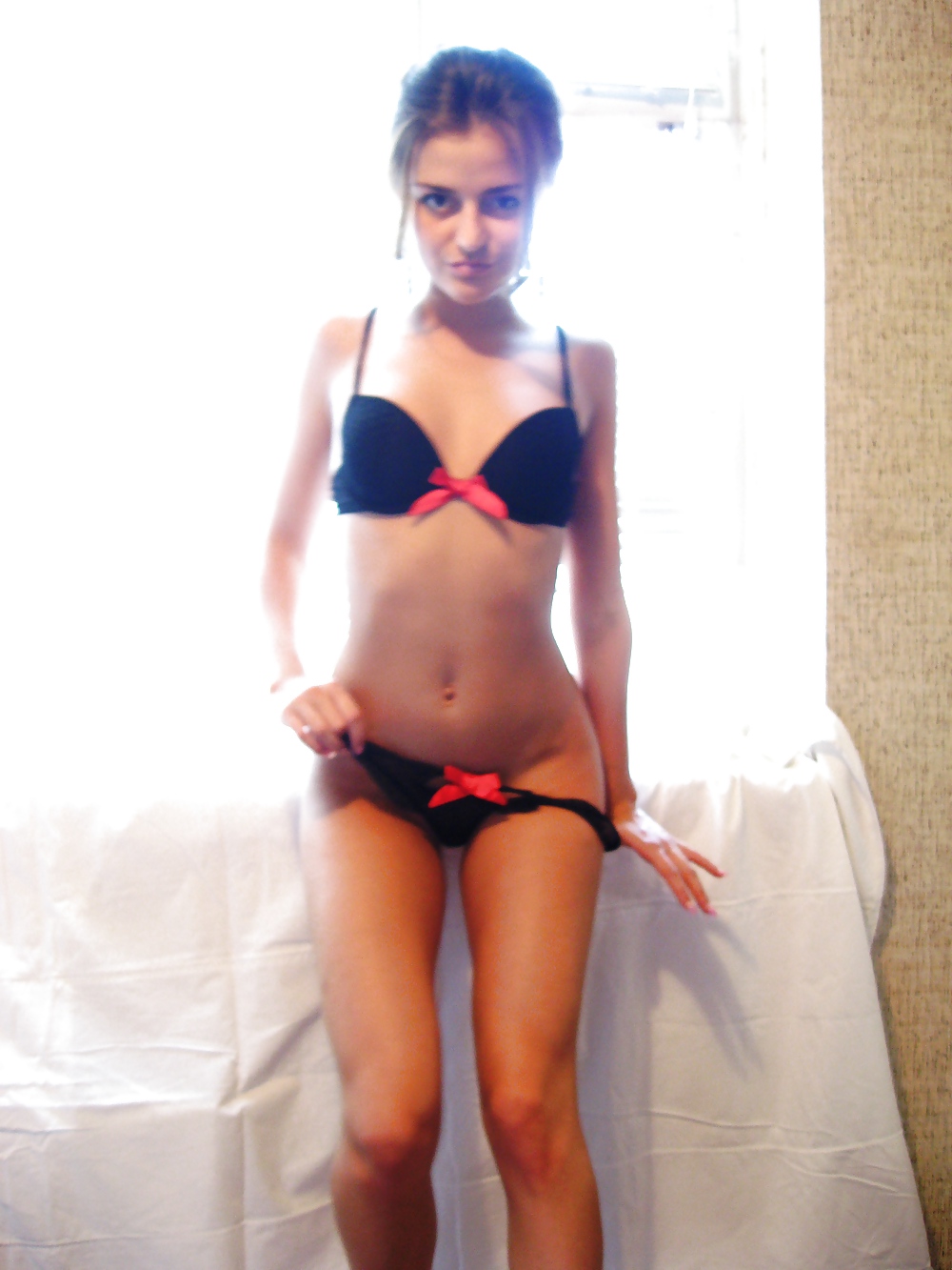 celine on bedroom pict gal