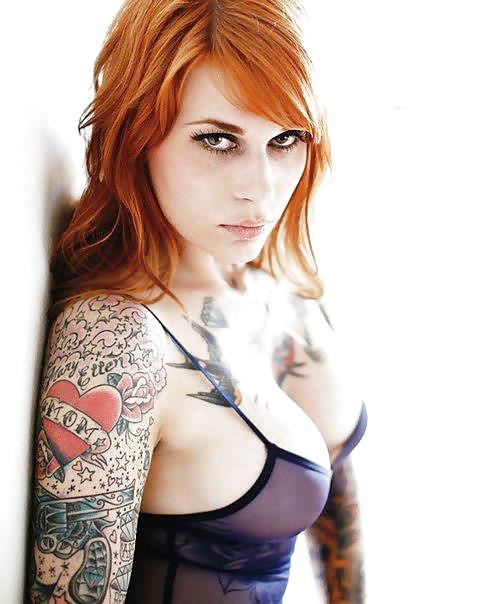 tattoed girl = sexi firl pict gal