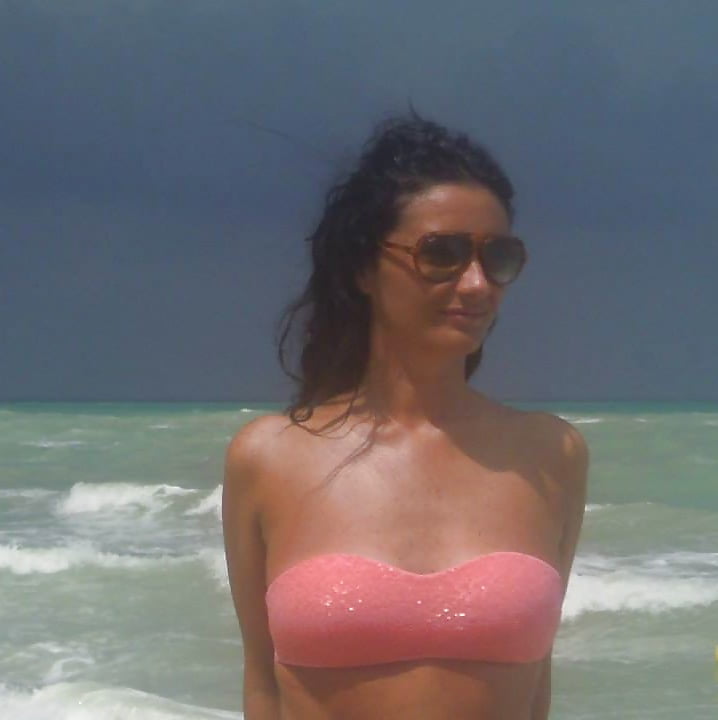 I Belong To You pict gal