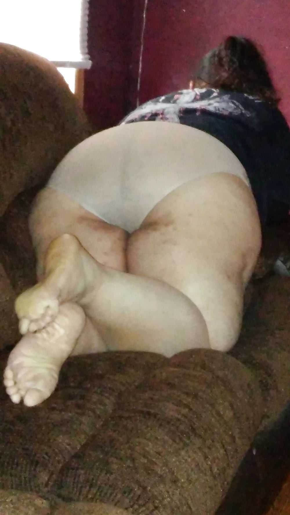 My BBC loving wifes huge ass pict gal