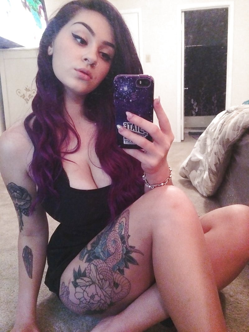 Amateur Slim & Stacked, Rack - Part.2 pict gal