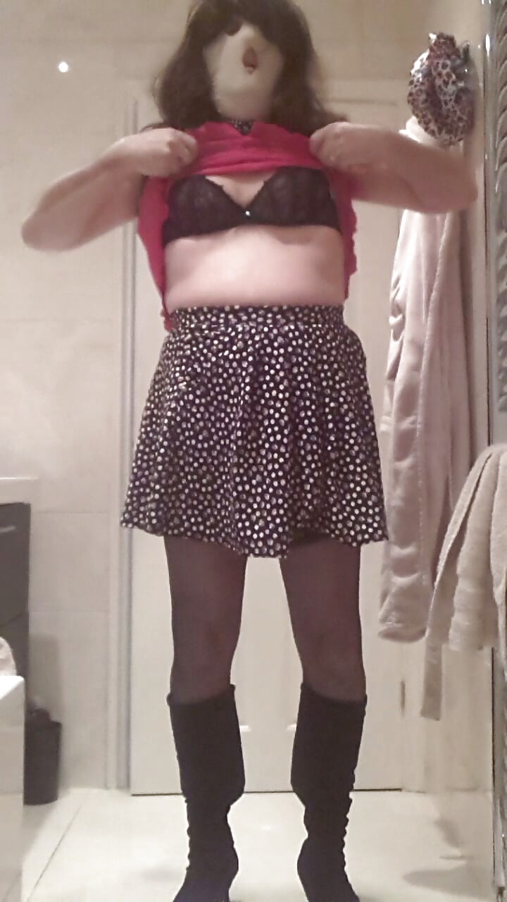 08.03.16 playing pict gal