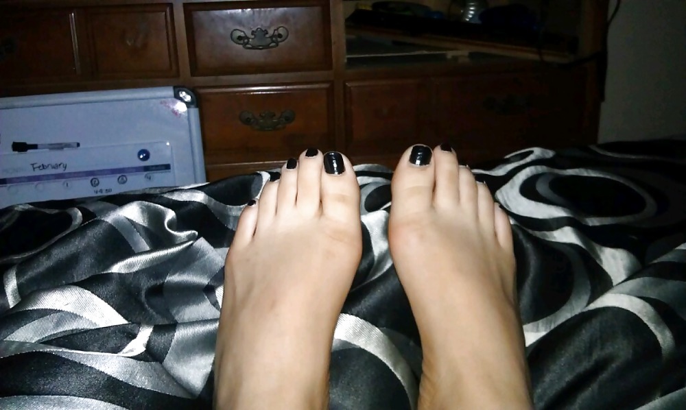 Beautiful feet pict gal