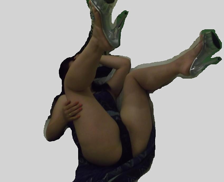 wife high heels, stocking, nylon, legs pict gal