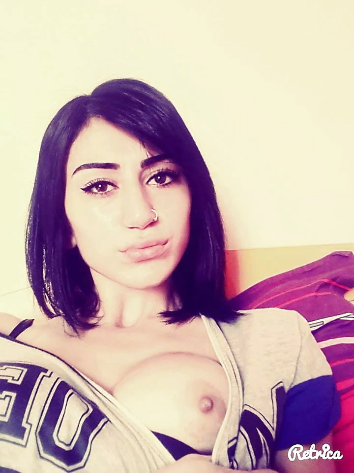 Turkish Girls 48 pict gal