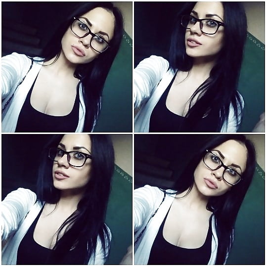 A lean, but attractive Anastacia. pict gal