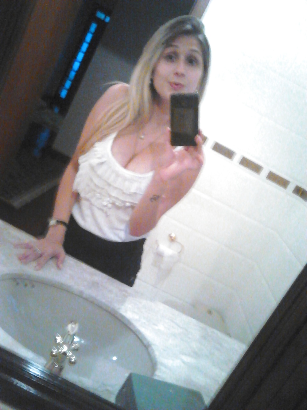 nice latina pict gal