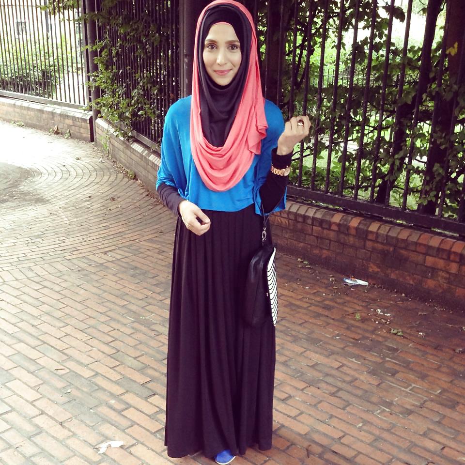 Cute sexy hijabi girl - Cum tributes pict gal