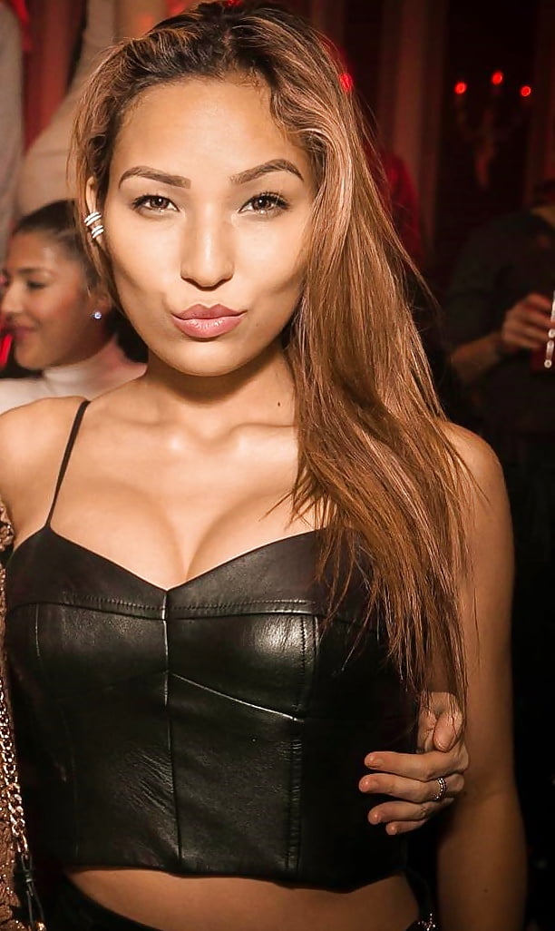 Girls partying in club - Paris #17 pict gal