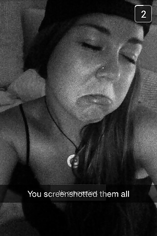 brooke looking sexy please comment pict gal