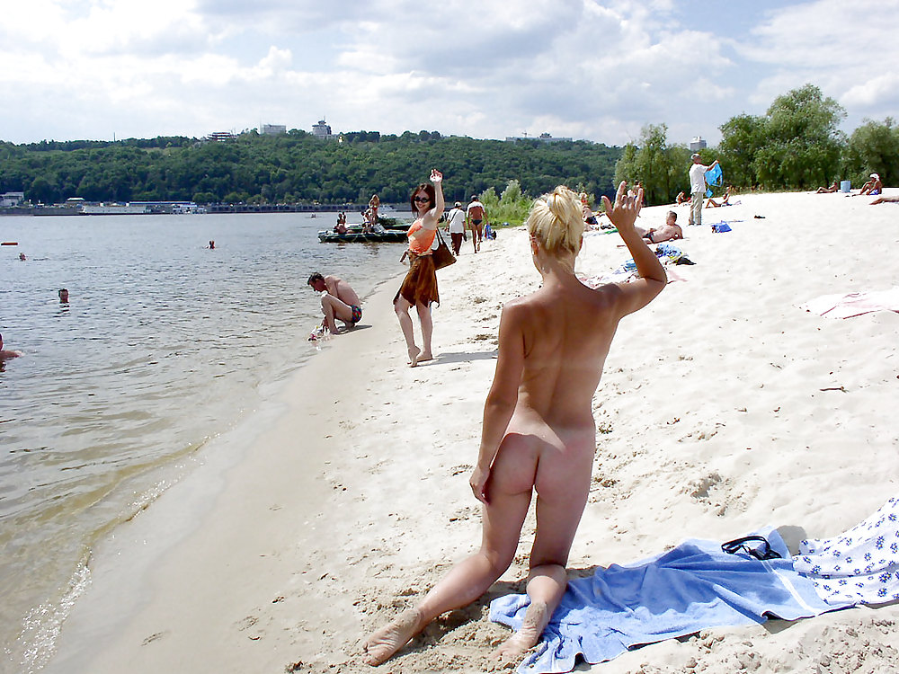 Nude Beach pict gal